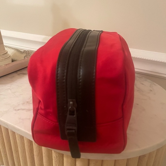 Michael Kors Kent Men's Nylon large Toiletry Holder Travel Case Bag - Picture 10 of 11